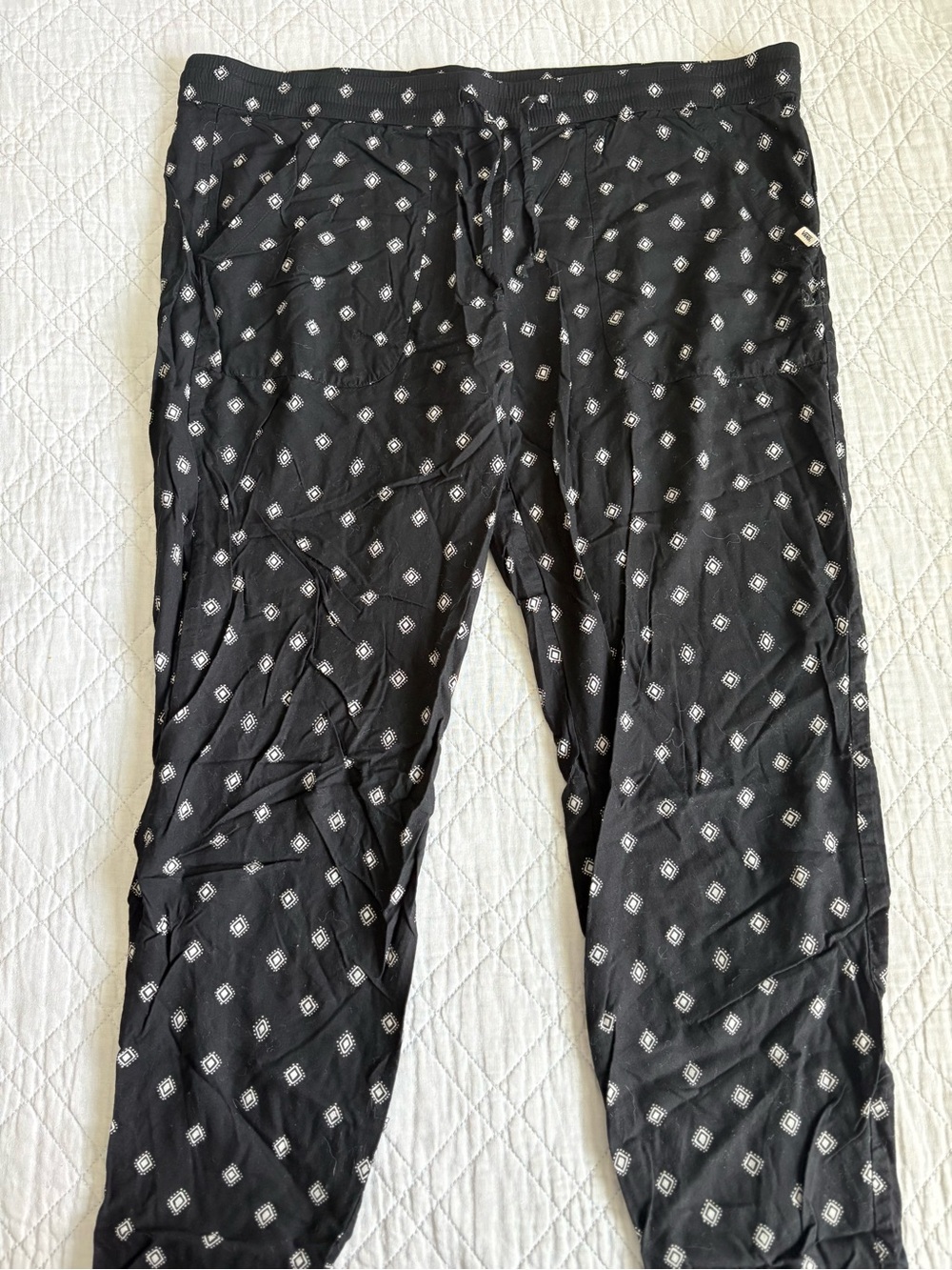 Vans Black Joggers with White Diamond Motif Women’s Size XL